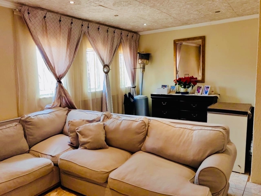 3 Bedroom Property for Sale in Rocklands Free State